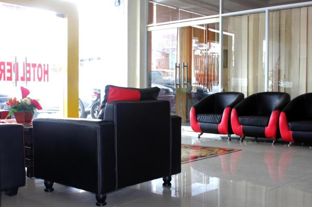 Hotel Permata Makassar Extérieur photo